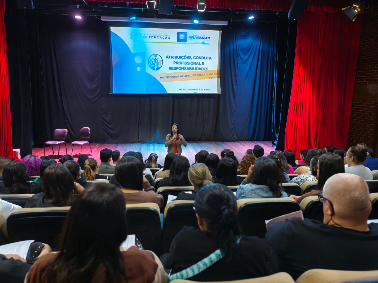 Educação Inclusiva: Rede Municipal de Araguari realiza formação mensal continuada para Profissionais de Apoio e Cuidadores Escolares