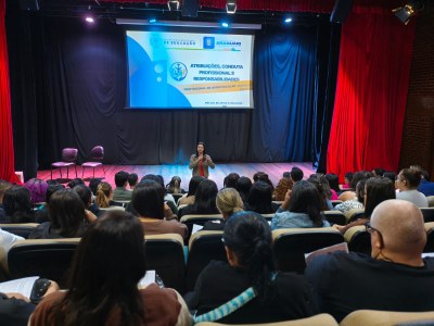 Educação Inclusiva: Rede Municipal de Araguari realiza formação mensal continuada para Profissionais de Apoio e Cuidadores Escolares